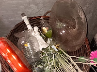 Lot 97 - lot decoratie - afbeelding 2 van  5