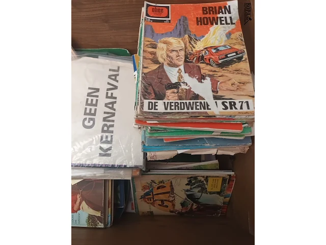 Lot 97 - oude boeken en strips - afbeelding 2 van  6