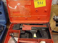 Lot 971 - hilti schiethamer - afbeelding 1 van  3