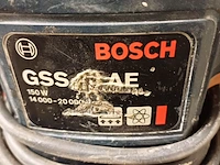 Lot 975 - kast met inhoud, cirkelzaag en schuurmachine - afbeelding 4 van  4