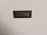 Lot 977 - zanussi tafelfrigo - afbeelding 2 van  4