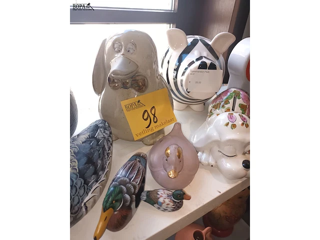Lot 98 - decoratieve dieren. 13 stuks - afbeelding 3 van  4