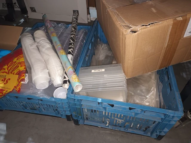Lot 98 - verpakkingsmateriaal voor voeding - afbeelding 4 van  5