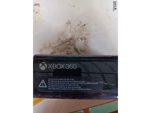 Lot 98 - xbox en games - afbeelding 3 van  3