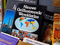 Lot 99 - boeken, muziek cd’s en dvd’s - afbeelding 5 van  7