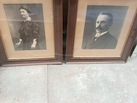 Lot 99 - fotokaders. 2 stuks - afbeelding 5 van  5