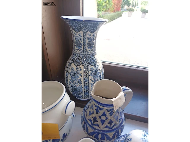 Lot 99 - keramiek blauw/wit. 12 stuks - afbeelding 2 van  6