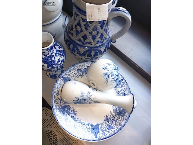 Lot 99 - keramiek blauw/wit. 12 stuks - afbeelding 4 van  6