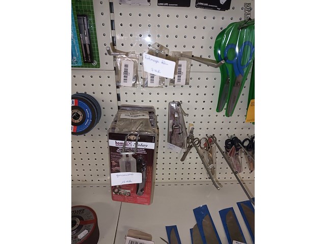 Lot 99 - scharen en messen. 41 stuks - afbeelding 2 van  4