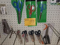 Lot 99 - scharen en messen. 41 stuks - afbeelding 3 van  4