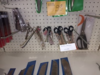 Lot 99 - scharen en messen. 41 stuks - afbeelding 4 van  4