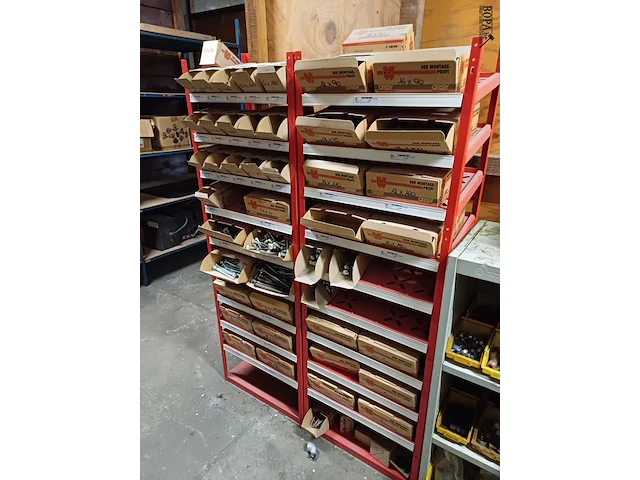 Lot 996 - würth sorteerrek met inhoud - afbeelding 2 van  6