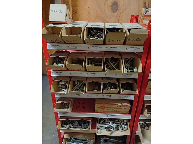 Lot 996 - würth sorteerrek met inhoud - afbeelding 3 van  6