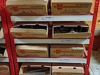 Lot 996 - würth sorteerrek met inhoud - afbeelding 5 van  6