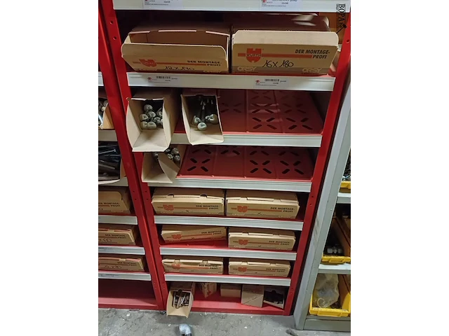 Lot 996 - würth sorteerrek met inhoud - afbeelding 6 van  6