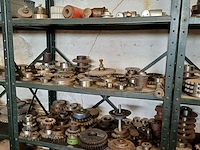 Lot 999 - rek met inhoud - afbeelding 6 van  25