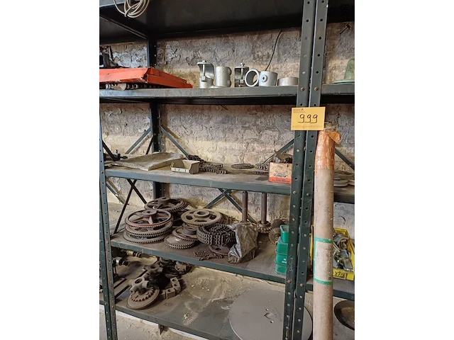 Lot 999 - rek met inhoud - afbeelding 10 van  25