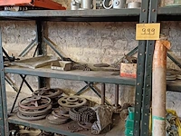 Lot 999 - rek met inhoud - afbeelding 10 van  25