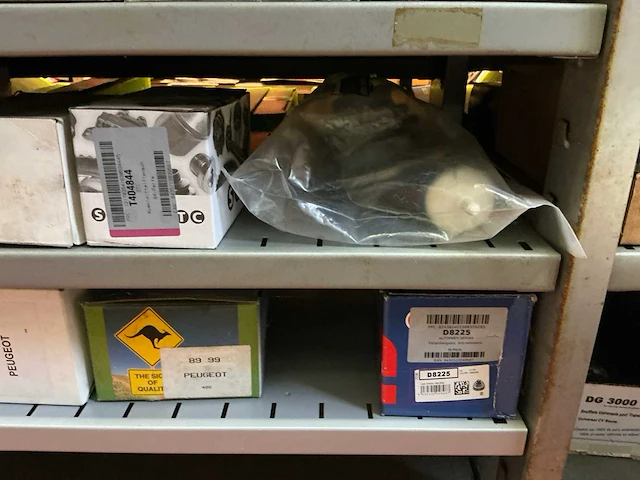 Lot aandrijvingsonderdelen - afbeelding 17 van  27