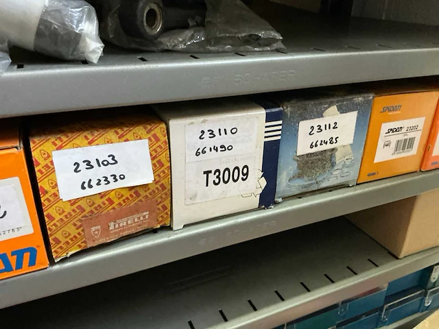 Lot aandrijvingsonderdelen - afbeelding 19 van  27