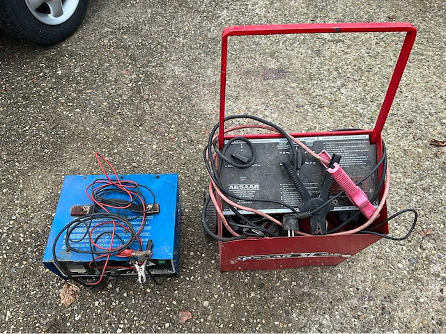 Lot acculader (2x) - afbeelding 2 van  8