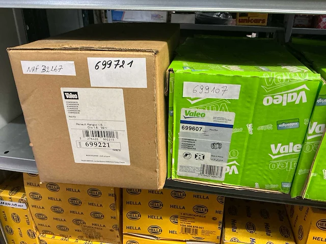 Lot airco-onderdelen - afbeelding 1 van  9