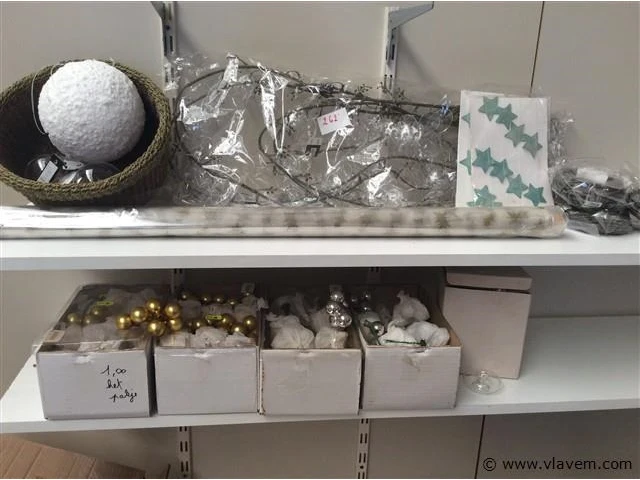 Lot allerlei decoratiemateriaal kerst - afbeelding 1 van  4