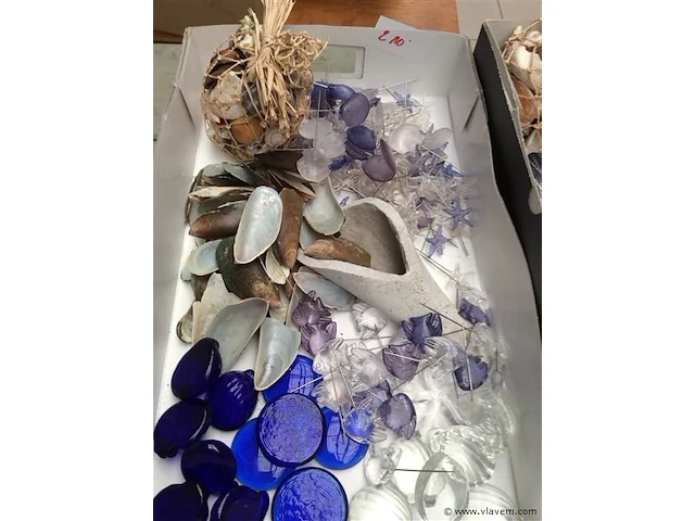 Lot allerlei decoratiemateriaal zee - afbeelding 2 van  3