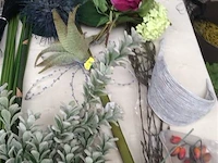 Lot allerlei decoratiemateriaal - afbeelding 2 van  3