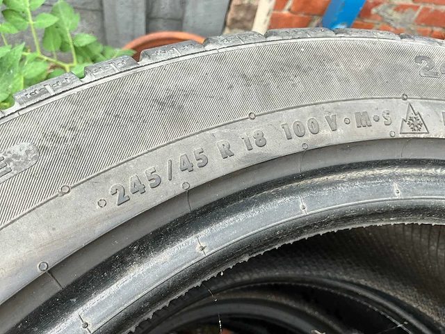 Lot allerlei goederen - afbeelding 21 van  23