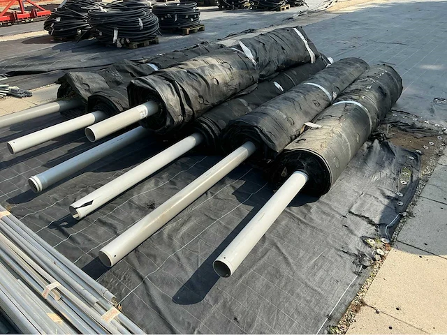 Lot antiworteldoek met plantgaten overige teeltmateriaal; - afbeelding 4 van  7