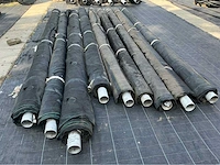 Lot antiworteldoek met plantgaten overige teeltmateriaal; - afbeelding 2 van  4