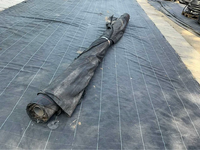 Lot antiworteldoek overige teeltmateriaal; - afbeelding 2 van  2