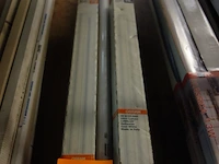 Lot armaturen met lamp - afbeelding 1 van  2