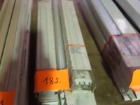 Lot armaturen met lampen