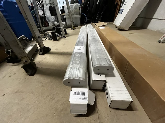 Lot armaturen - afbeelding 4 van  6
