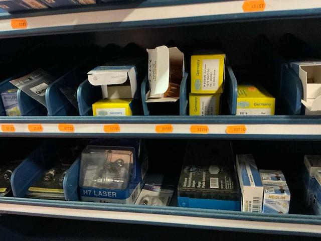 Lot autoverlichting - afbeelding 4 van  12