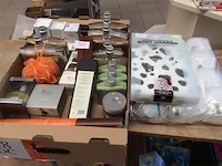 Lot badparels , verzorging + …. - afbeelding 1 van  3