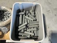 Lot bevestigingsmateriaal voor muren van vloeistofdichtbeton - afbeelding 3 van  6