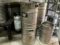 Lot biervaten inox - afbeelding 1 van  4