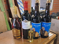 Lot bier,wijn en brandy - afbeelding 1 van  7