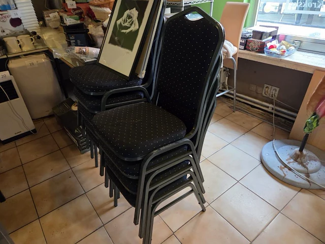 Lot bistro tafels en stoelen - afbeelding 5 van  6