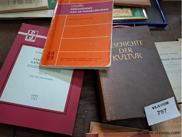 Lot boeken - afbeelding 2 van  3