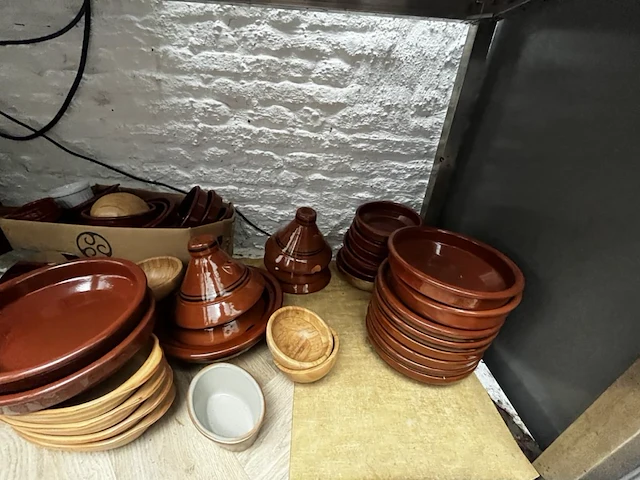 Lot borden/kommen/tajines - afbeelding 11 van  12