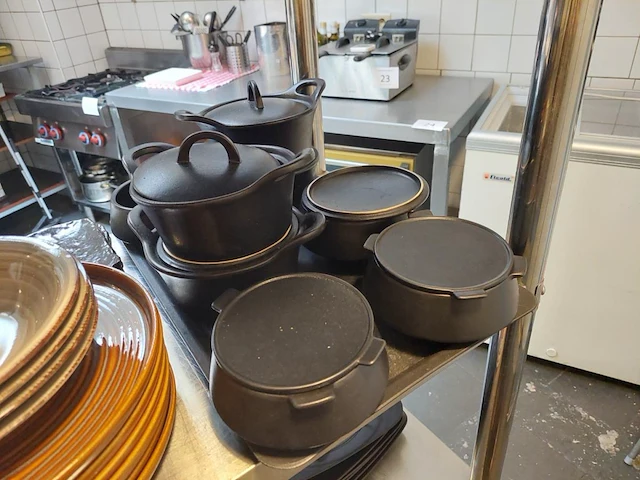 Lot borden/schaaltjes/potjes - afbeelding 15 van  36