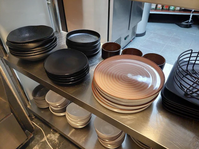 Lot borden/schaaltjes/potjes - afbeelding 17 van  36