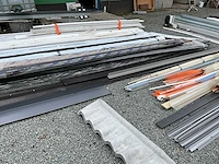 Lot bouwmatrialen - afbeelding 10 van  50