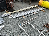 Lot bouwmatrialen - afbeelding 34 van  50