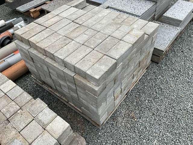 Lot bouwmatrialen - afbeelding 39 van  50