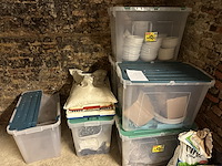 Lot boxen + inhoud - afbeelding 1 van  4